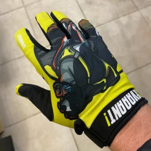 gants-devaaant-esd