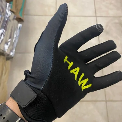 interieur-gant-gauche-devaaant