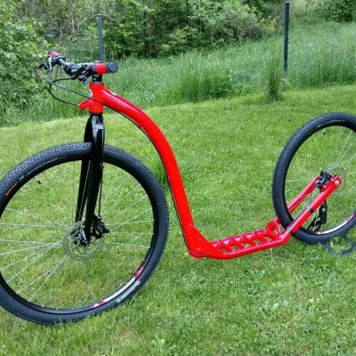 trotinette rowerland rouge