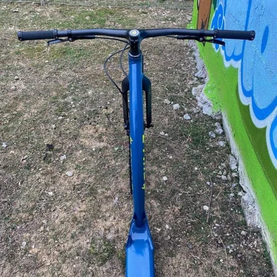 scooter Bulla Middle