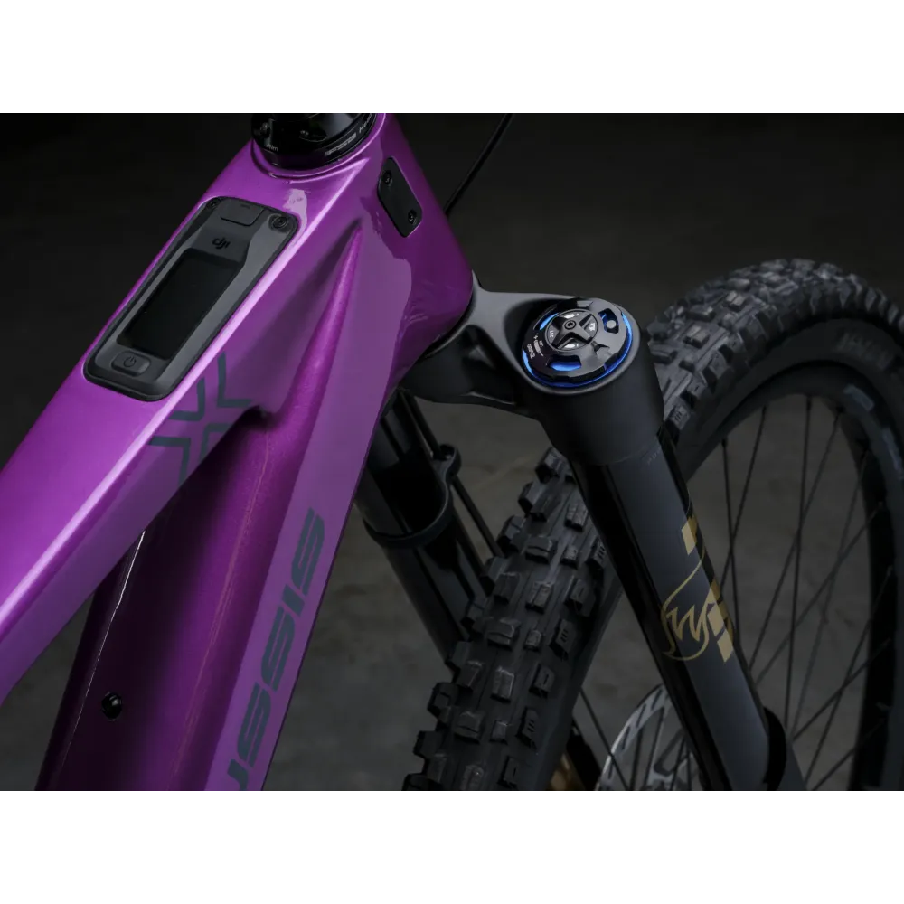 CRUSSIS e-Full 12.11-PRO X | VTTAE Avinox carbone 2026