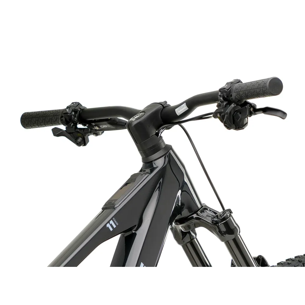 CRUSSIS e-Hard 11.11 2026 | VTTAE Semi-rigide Avinox 130 Nm - 600 ou 800 Wh